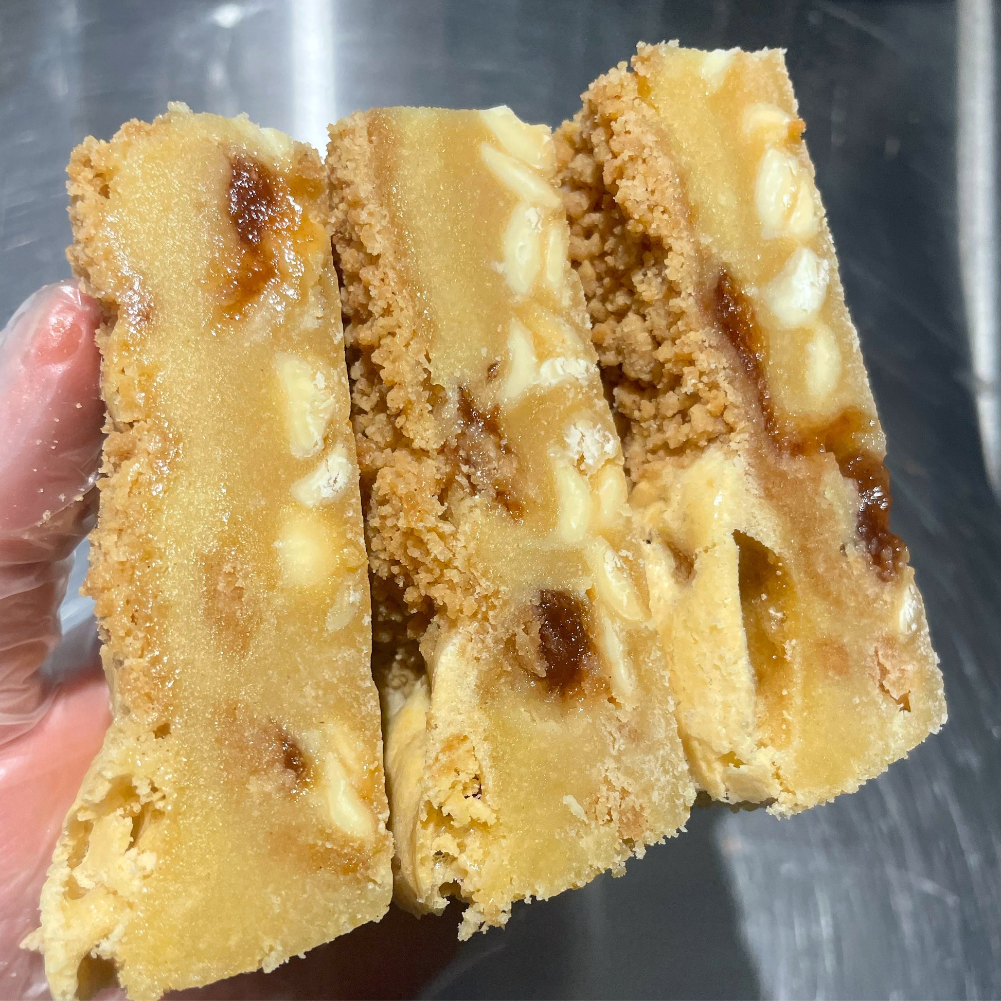 Vegan Apple Crumble Blondie