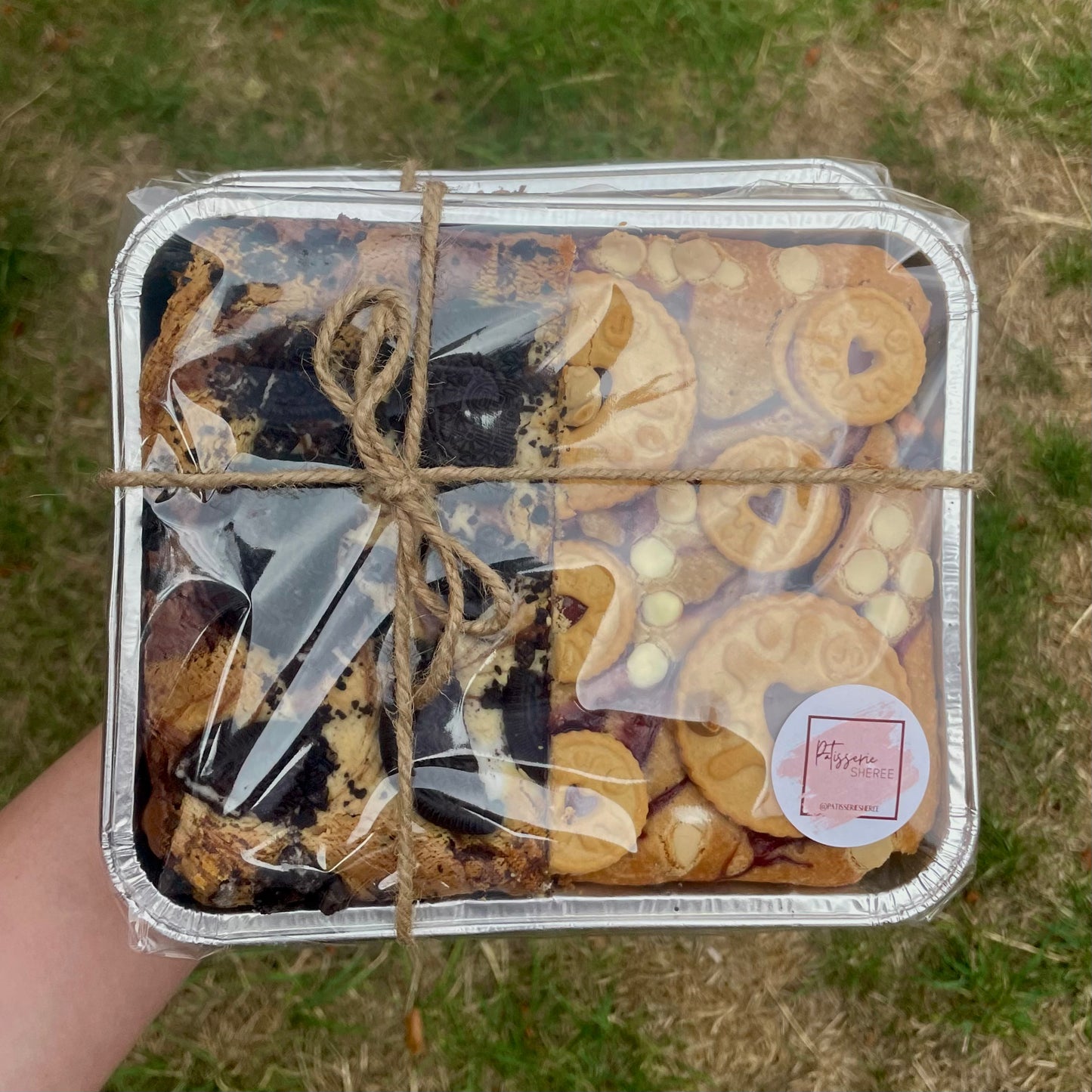 Medium Half & Half Tray