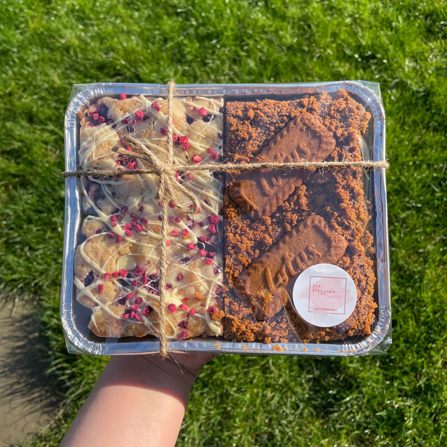 Medium Half & Half Tray